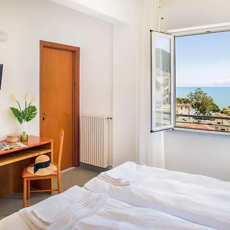 Tritone 3* Laigueglia