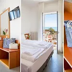 Tritone Ξενοδοχείο 3*