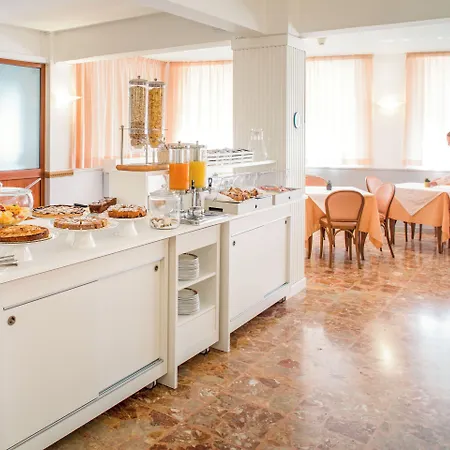 Hotel Tritone Laigueglia