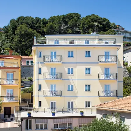 Hotel Tritone 3*