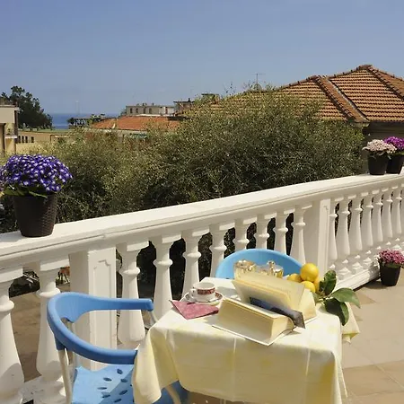 Tritone Hotel